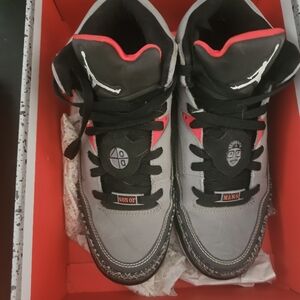 Air Jordan Son of Mars Low Cement Grey Gym Red Mens 7 Used Conditon